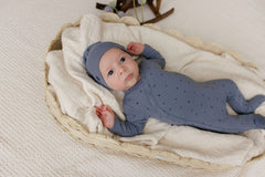 ELYS & CO. 2PC CLOVER PRINT FOOTIE+BEANIE SET