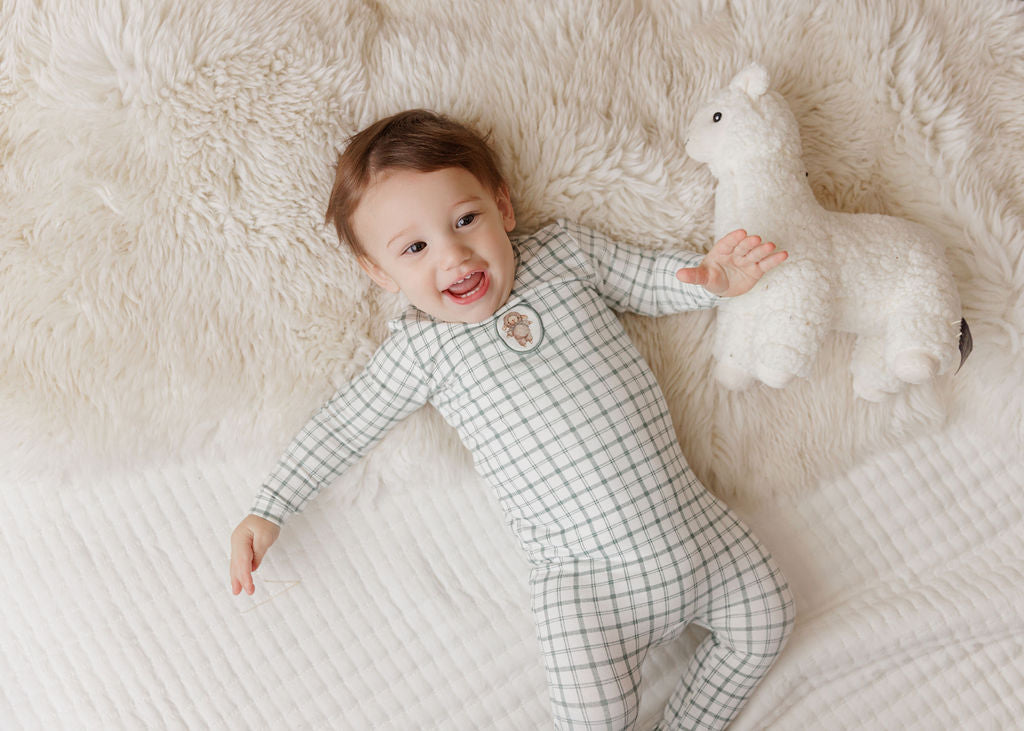 ELYS & CO. PLAID SHEEP FOOTIE
