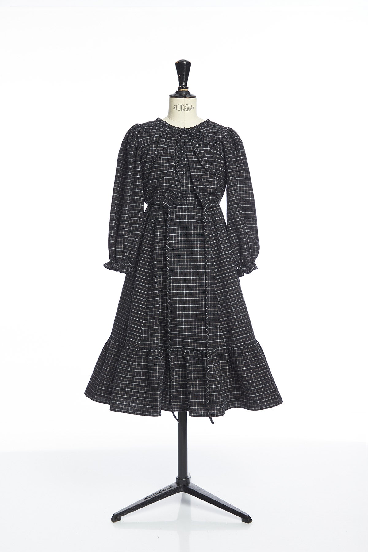 VENERA ARAPU BOARD MISTERY RUFFLE PLAID DRESS WITH PEASENT SLEEVES ELASTIC WAIST