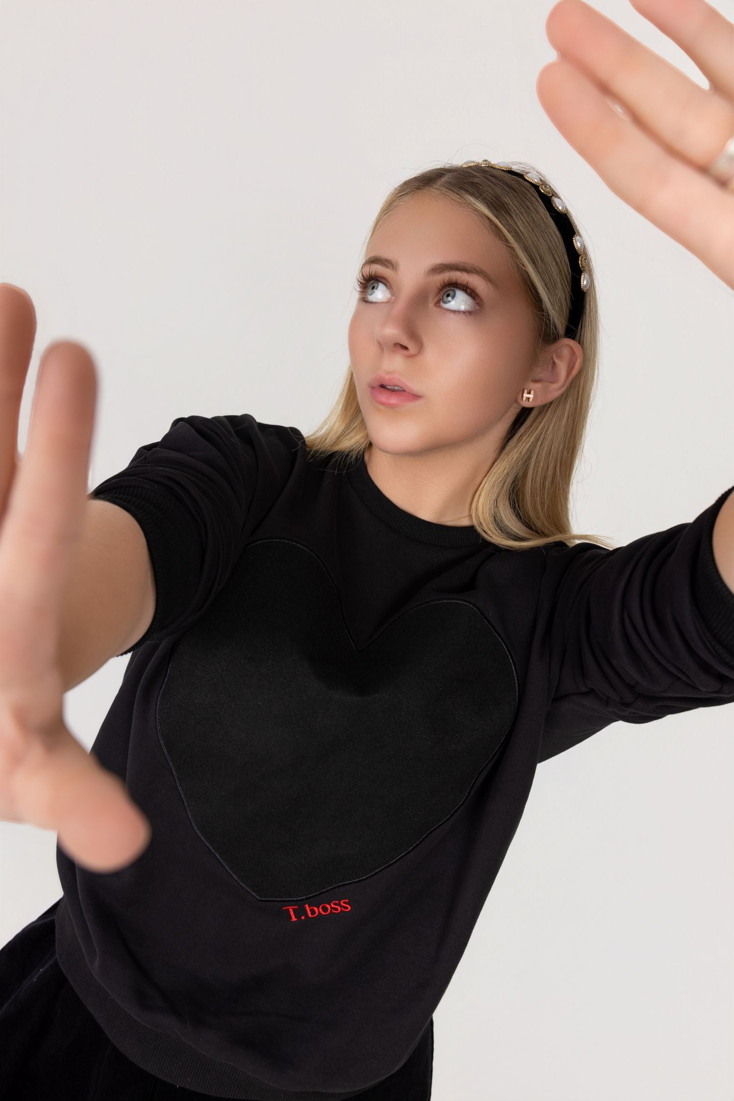TEEN BOSS HEART SWEATSHIRT