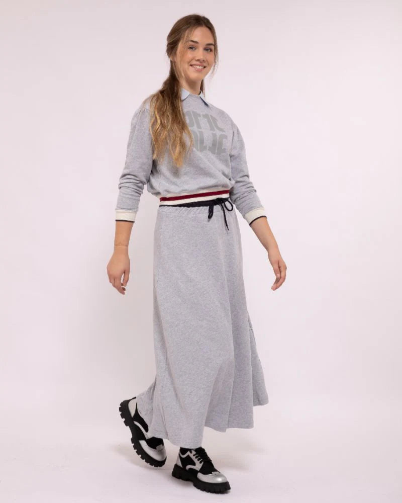 ONE TWENTY SIGNATURE COLLAR SWEATSHIRT