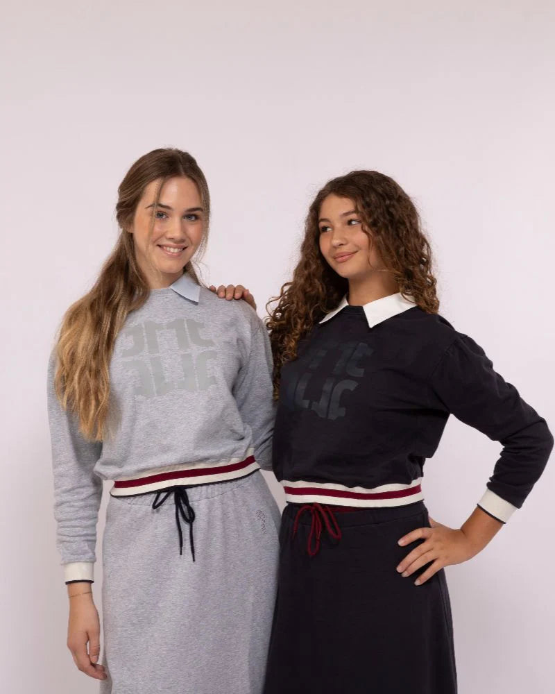 ONE TWENTY SIGNATURE COLLAR SWEATSHIRT