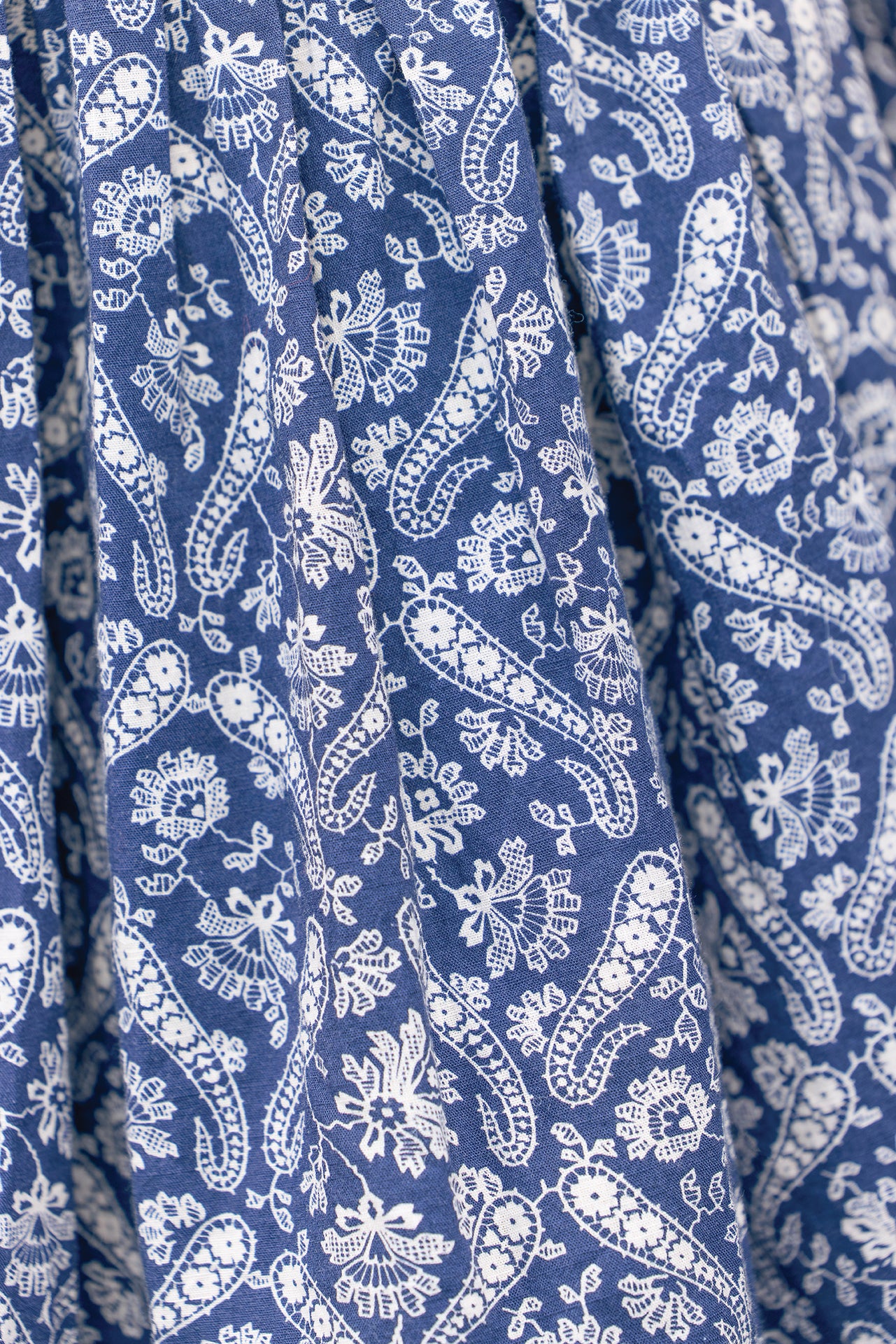 BONTON 2PC SMOCKED PAISLEY TOP AND SKIRT SET
