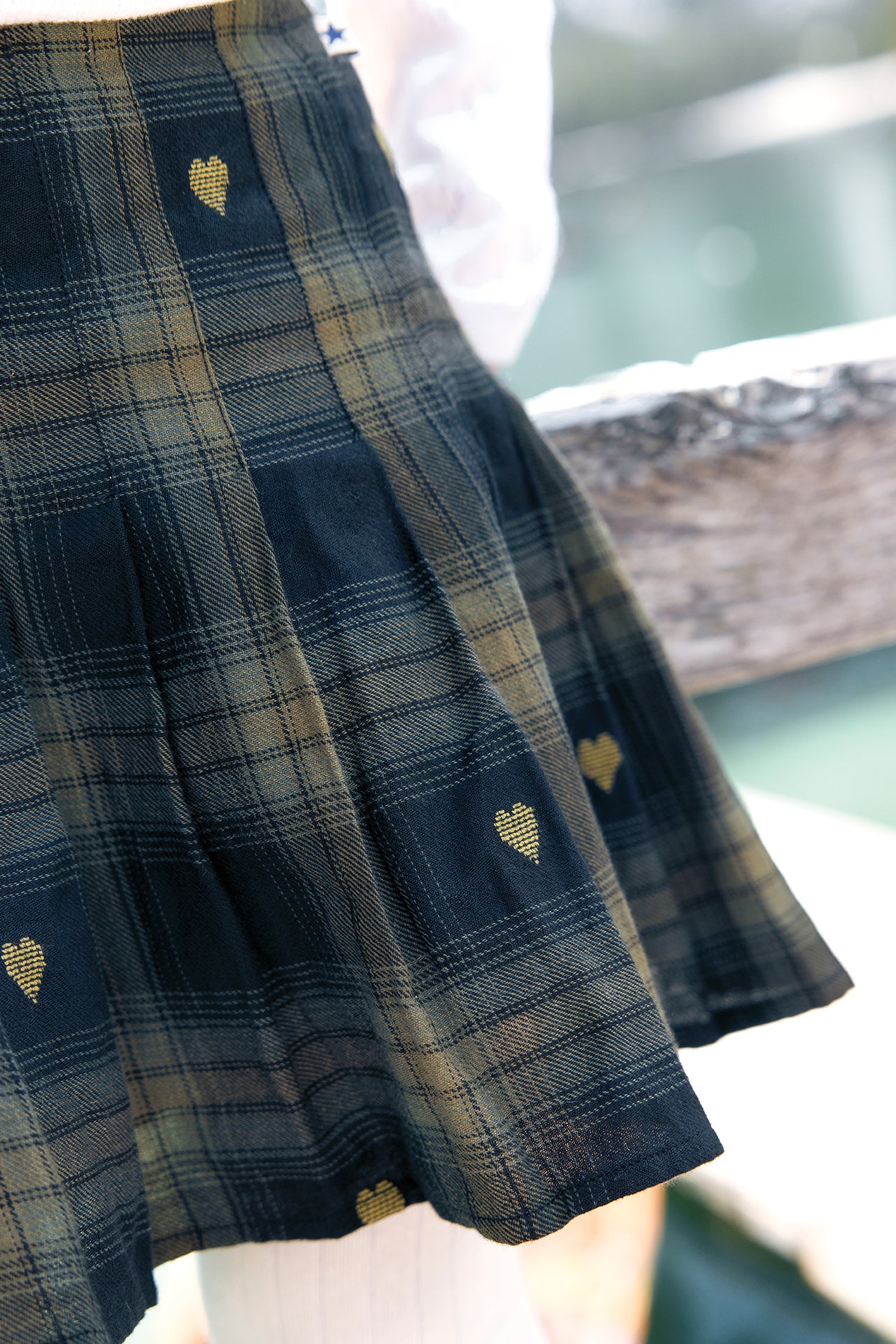 BONTON HEART PLAID SKIRT