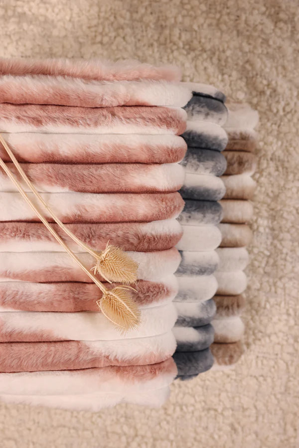 RITZ HORIZONTAL BLANKET