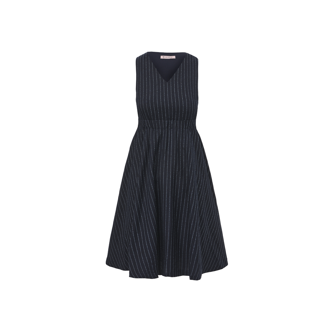 MINIMAL V DETAIL PINSTRIPED JUMPER
