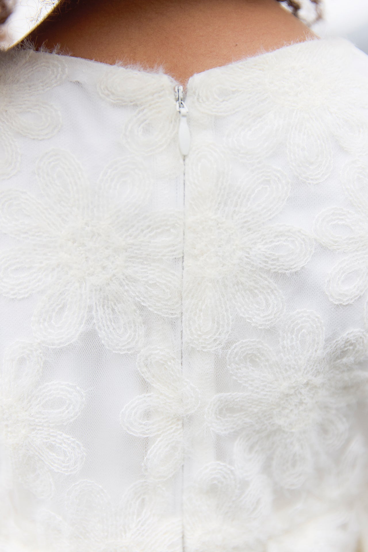 TARTINE ET CHOCOLAT FLOWER LACE PUFF SLEEVE DRESS