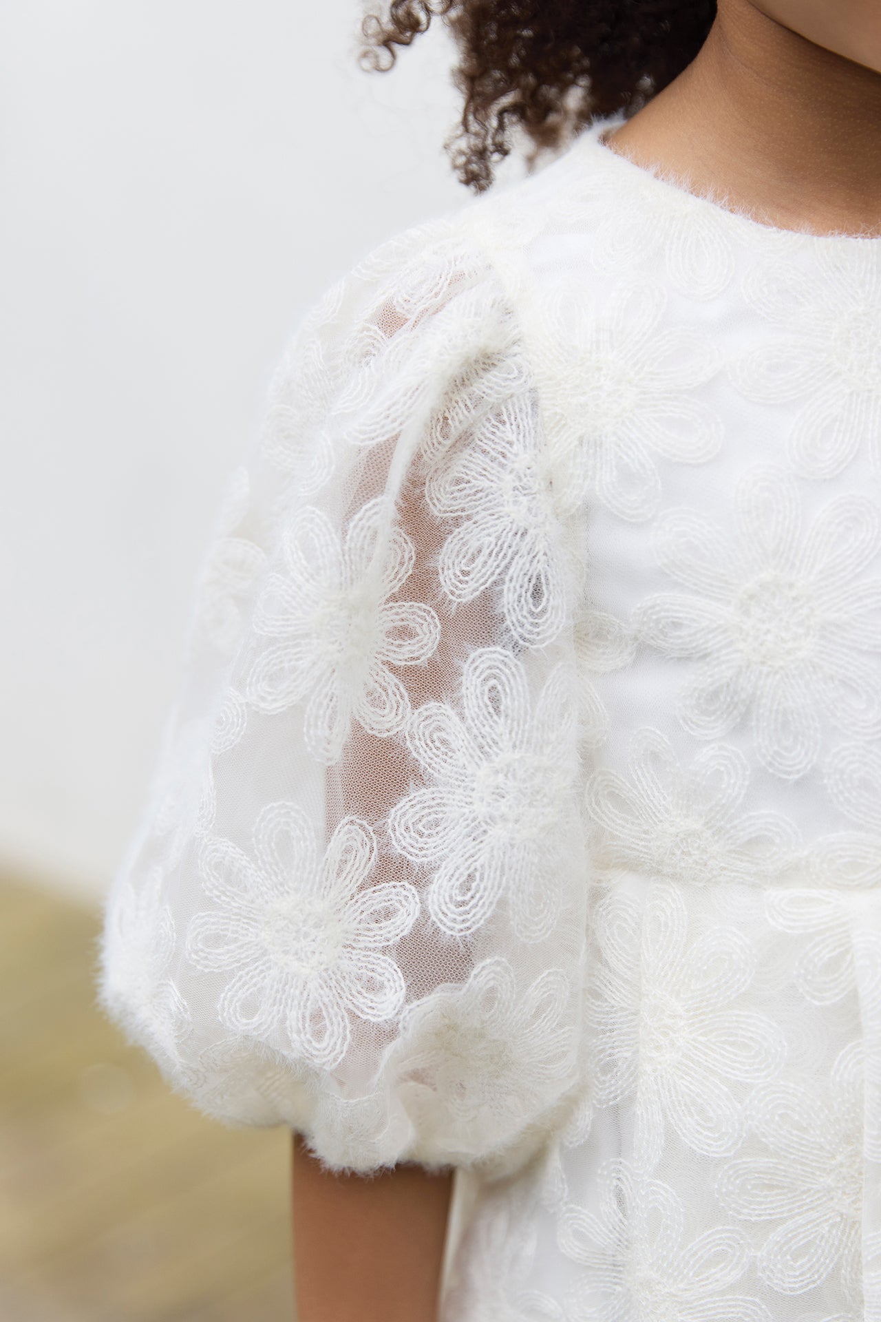 TARTINE ET CHOCOLAT FLOWER LACE PUFF SLEEVE DRESS
