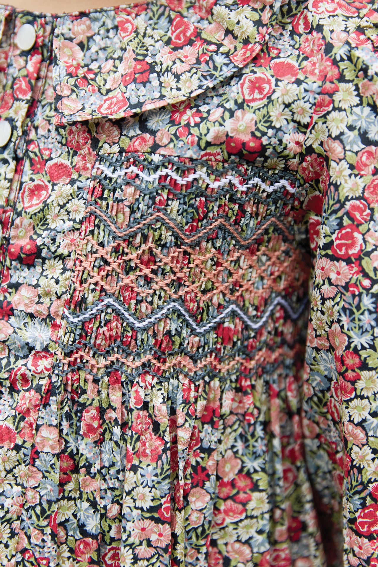 TARTINE ET CHOCOLAT FLORAL SMOCKING DRESS