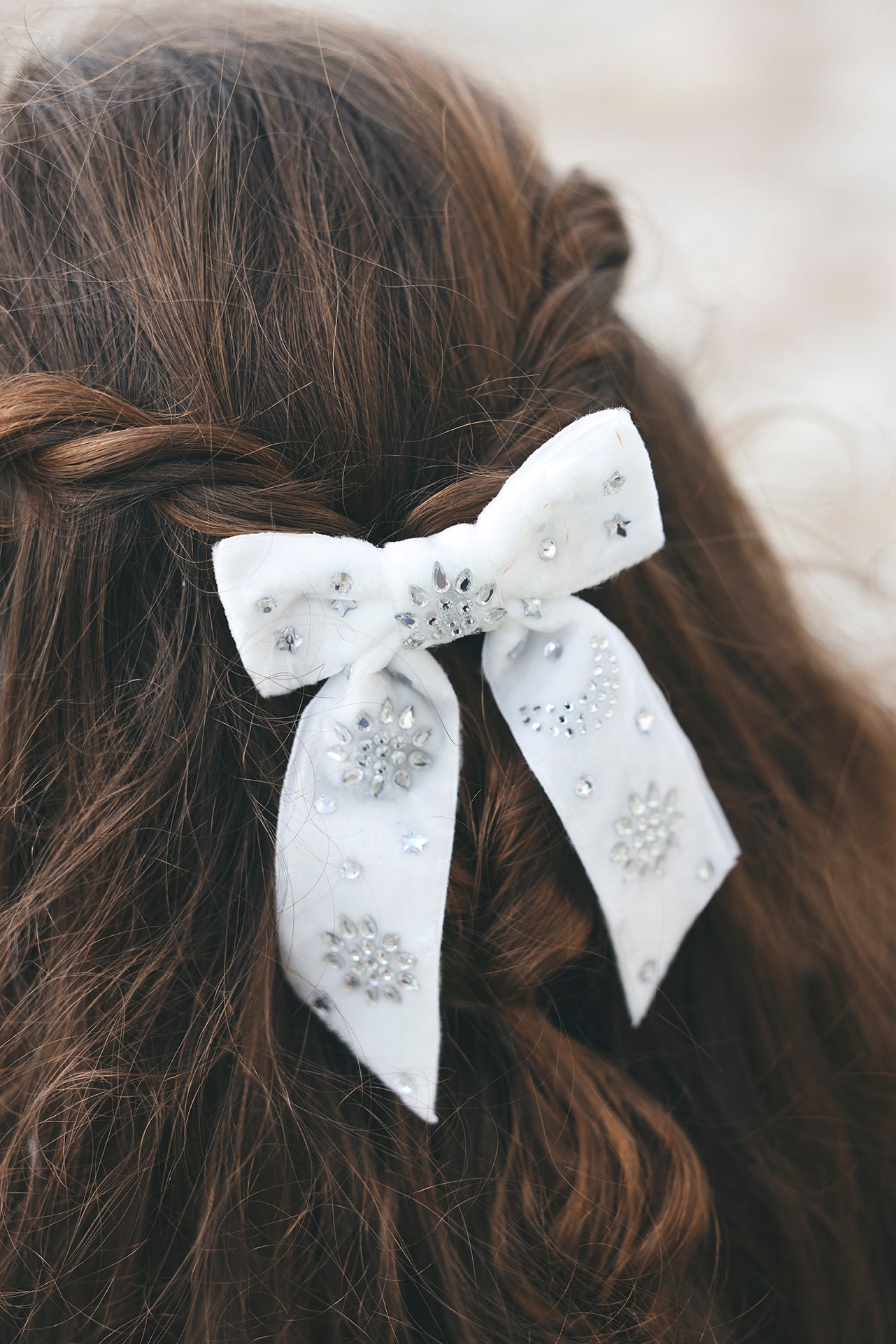TARTINE ET CHOCOLAT BEADED VELVET HAIR BOW