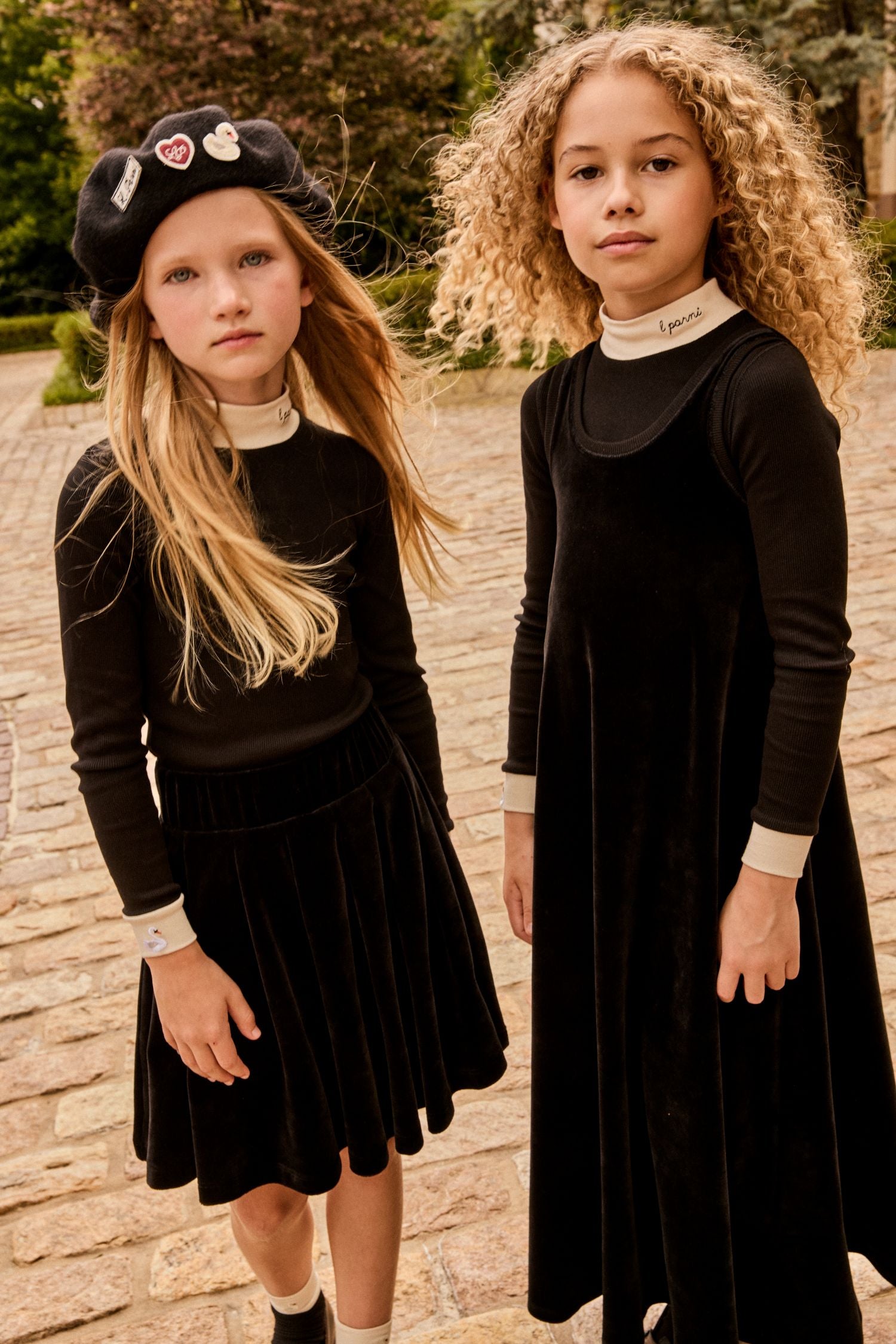 LITTLE PARNI VELOUR PLEATED SKIRT