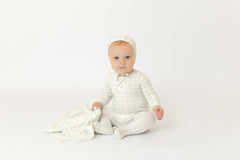 BEE & DEE 2PC GOOSE ON PLAID FOOTIE WITH BONNET SET