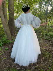 ELOISA EMBROIDERED FLOWERS BUBBLE SLEEVE TULLE GOWN