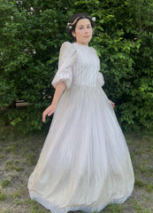 ZOE BUBBLE SLEEVE GLITTER LINES DETAIL TULLE GOWN