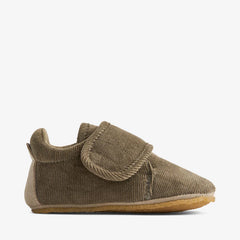 WHEAT SASHA INDOOR SHOE