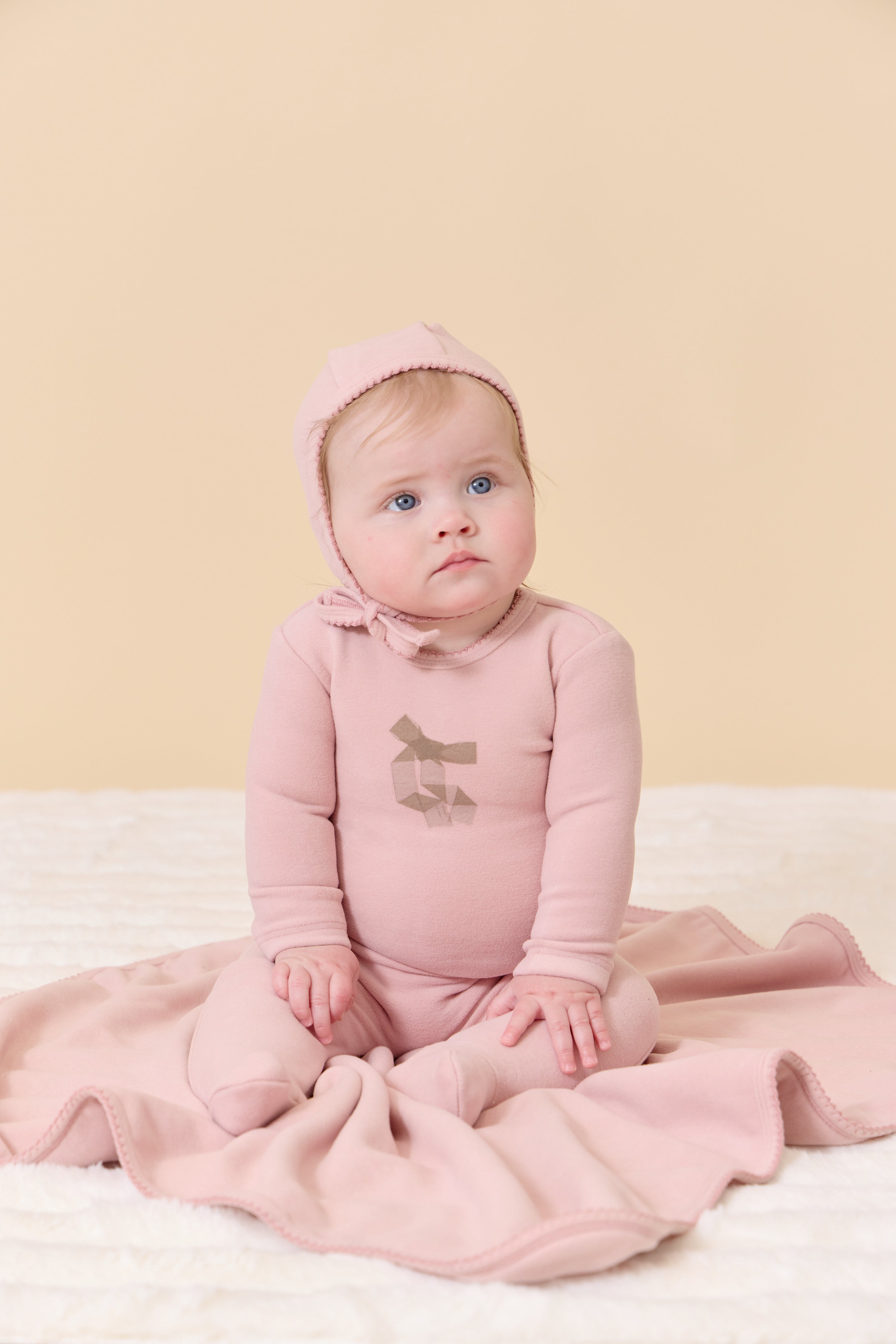 KIPP BABY 2PC FELT BOW FOOTIE AND BONNET SET