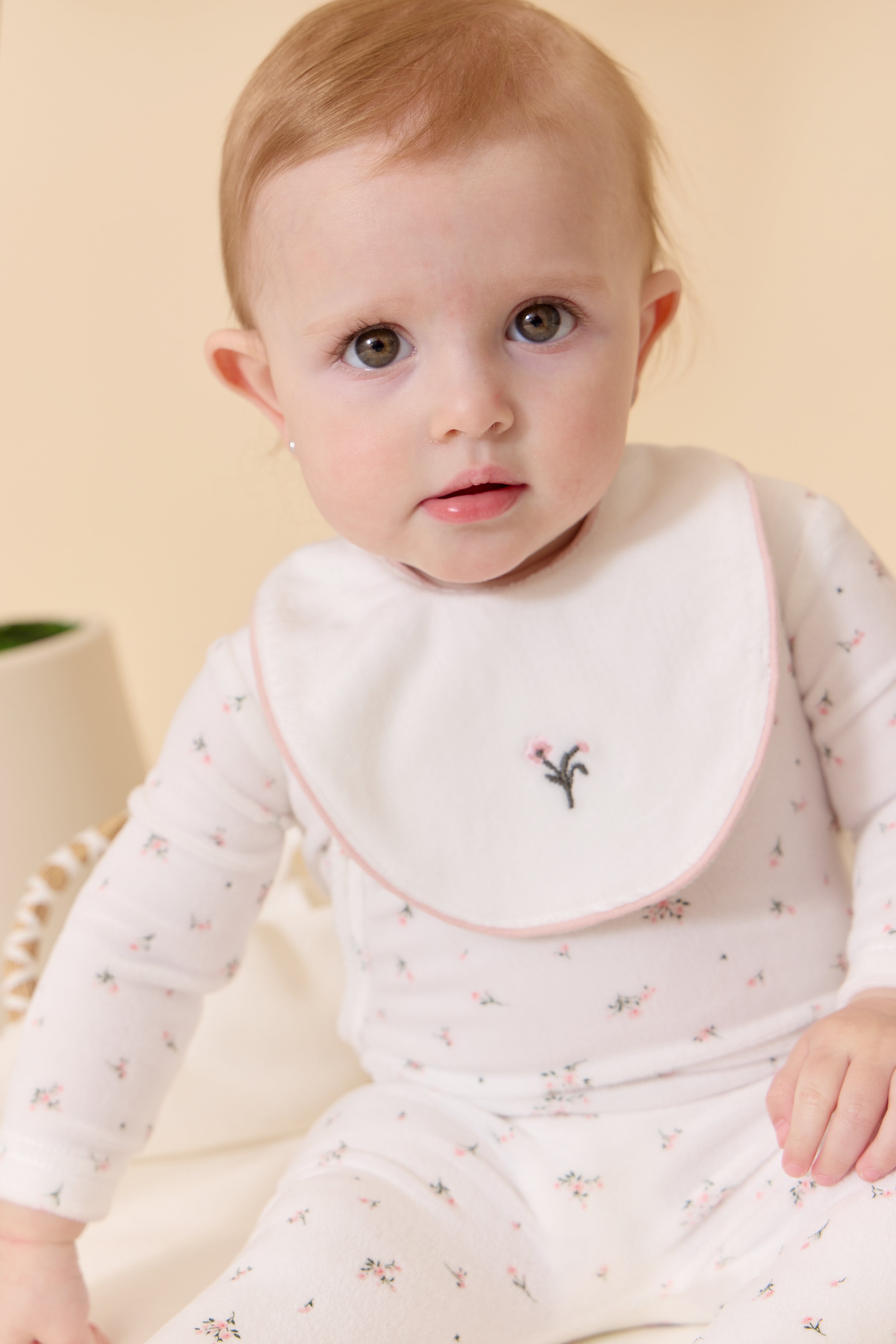 KIPP BABY 2PC LIL BLOOMS FOOTIE AND HAT SET