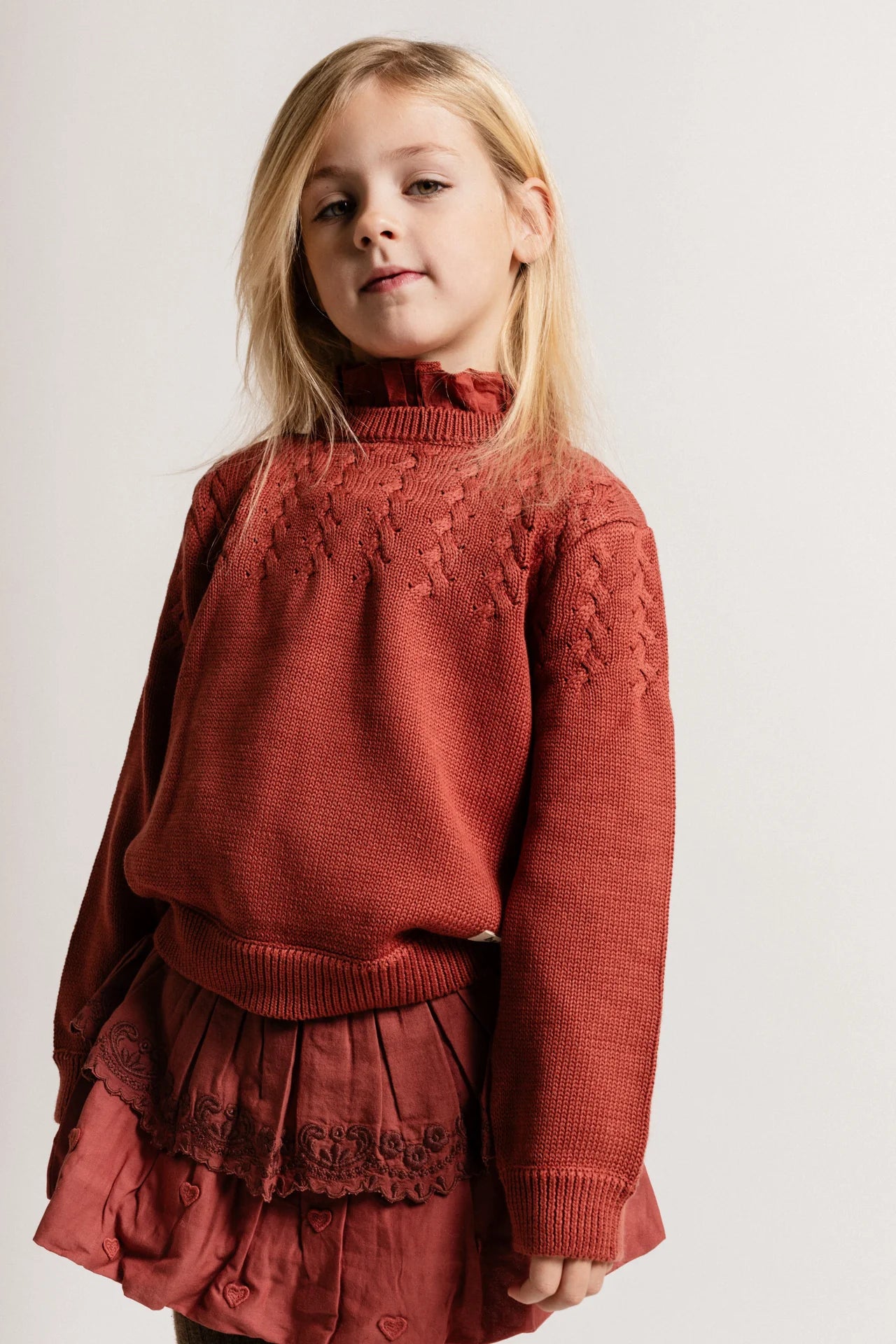 BAJE RUFFLE COLLAR KNIT SWEATER