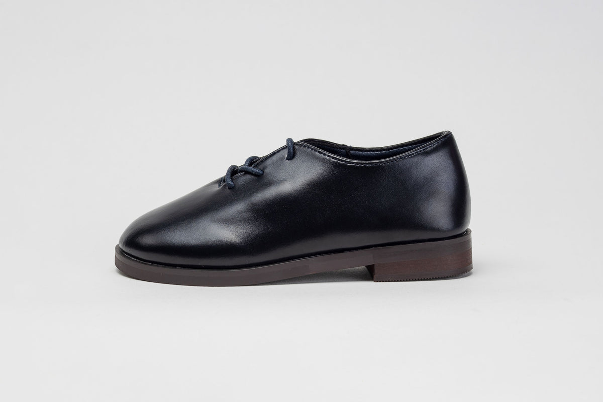 TANNERY AND COMPANY OXFORD SHOES