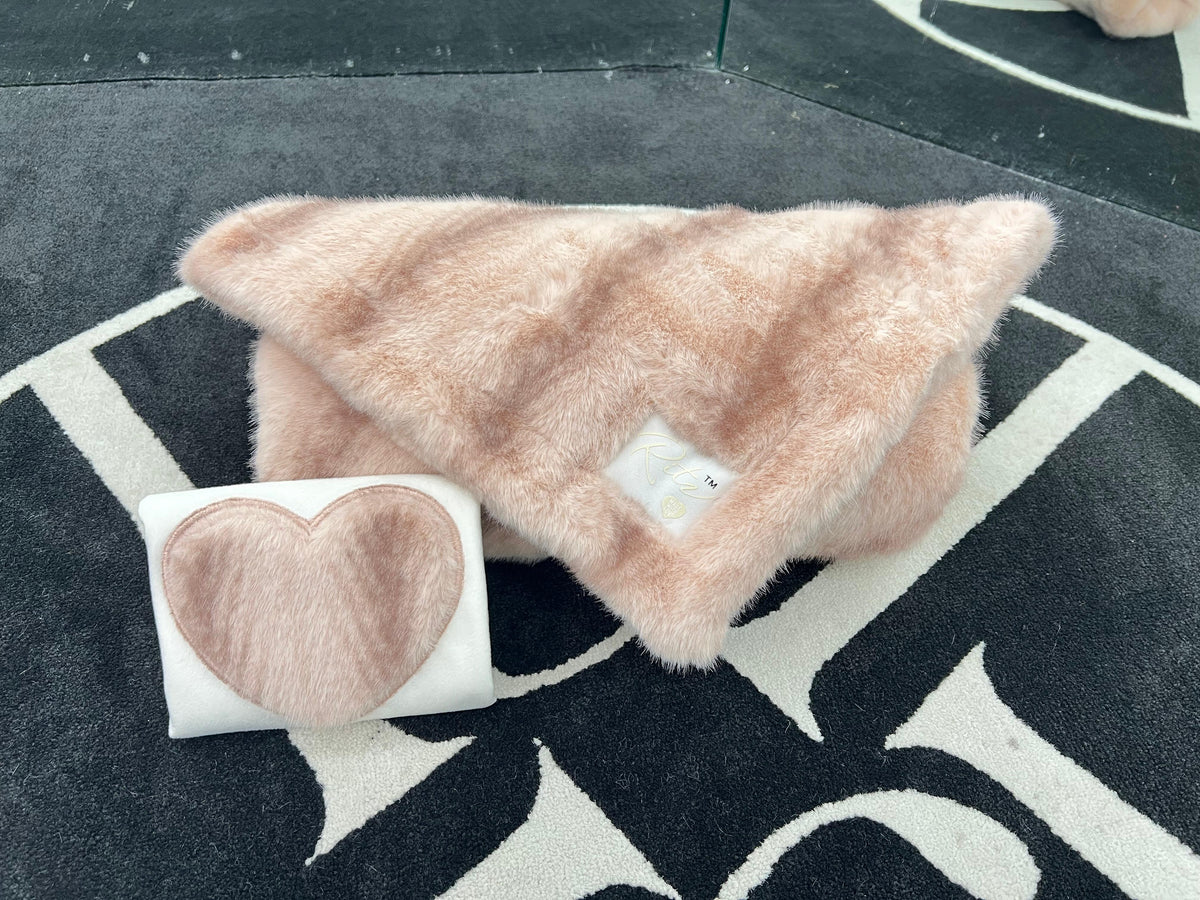 RITZ CHEVRON BLANKET