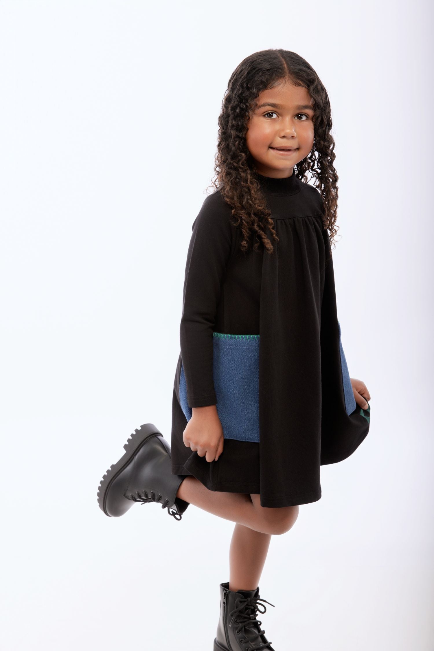 RETRO KID REMY OVERSIZED POCKETS DRESS