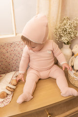 BEE & DEE 2PC SWEET CUTOUT FOOTIE WITH BEANIE SET