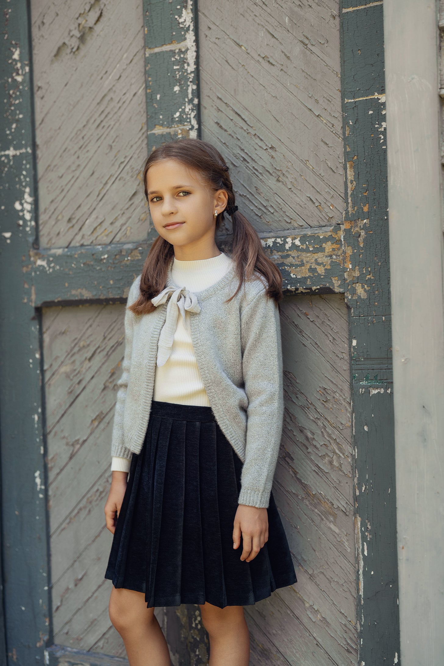 THE UMBRELLA ACADEMY MIX KNIT BOW TIE CARDIGAN