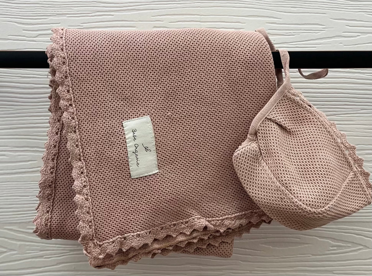 BEBE ORGANIC 2PC HONEYCOMB BLANKET + BONNET